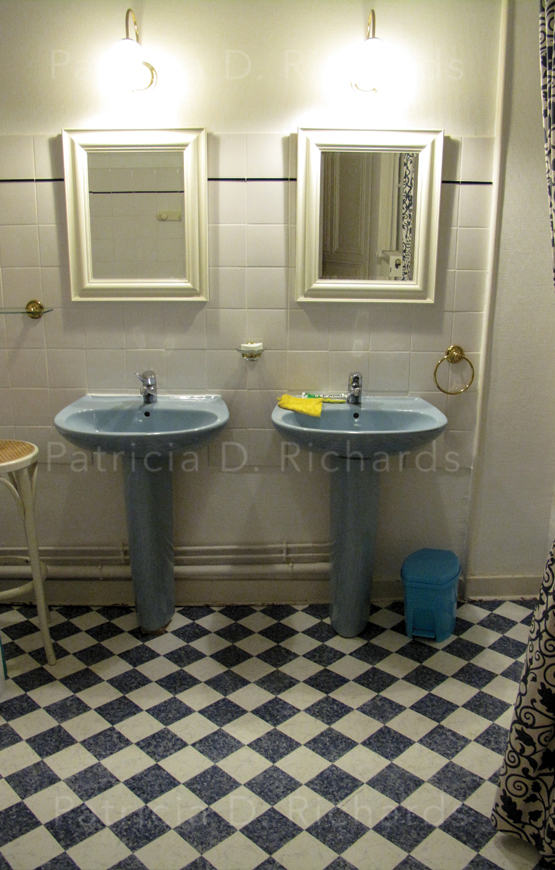 two sinks