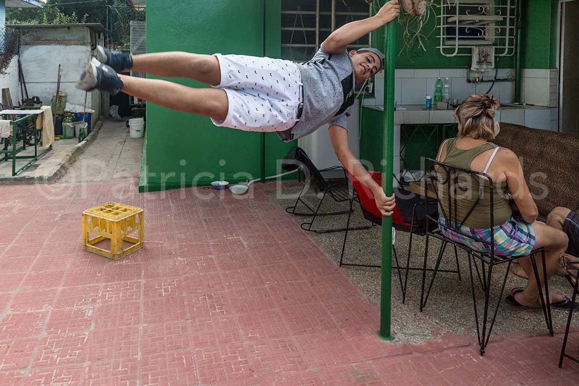 Roger-suspended