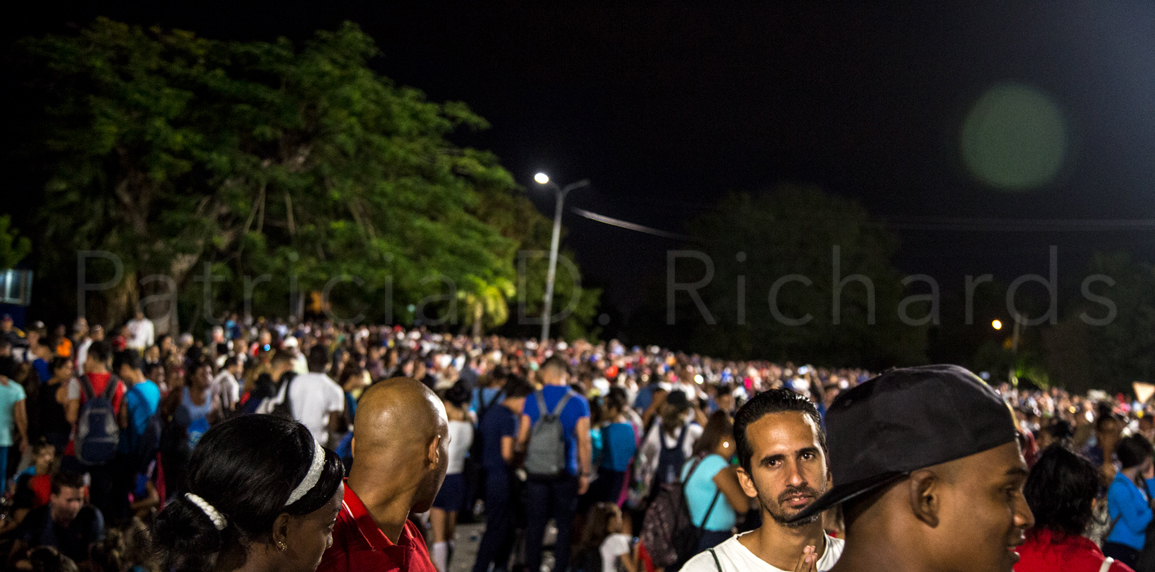 Night Crowd